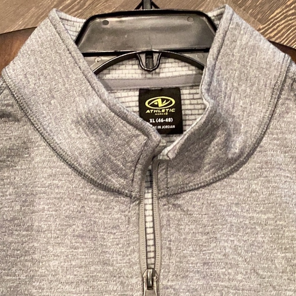 Men's Gray Sweater